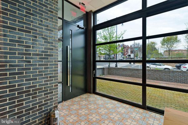 Elevator, Interior, Stone Walls