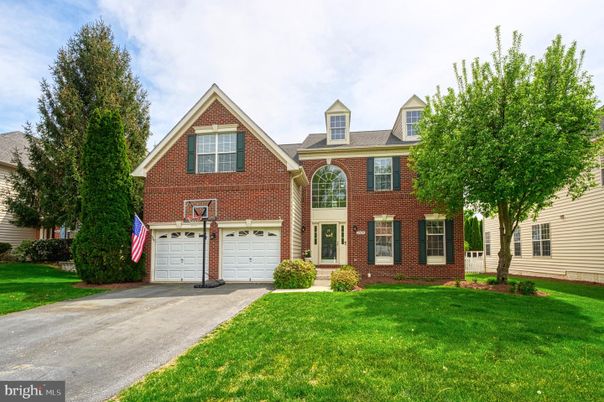 Attached, Exterior, Facade, Brick Facade, Brick Traditional