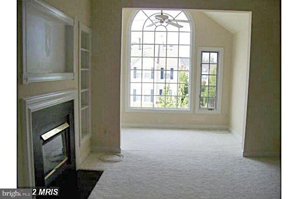 Empty room, Fireplace, Interior