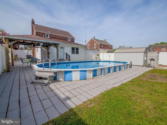 Backyard, Exterior, Pool