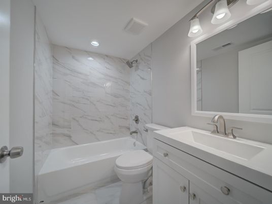 Bathroom, Interior, Marble Walls, Recessed Lighting