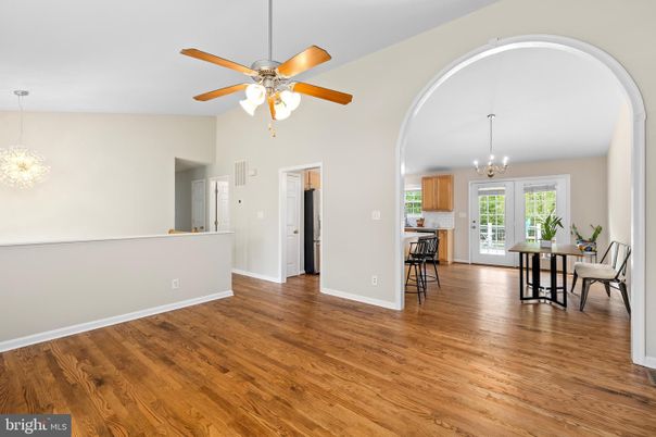 Chandelier, Dining room, Interior, Kitchen, Pendant Lights, Wood Texture Flooring
