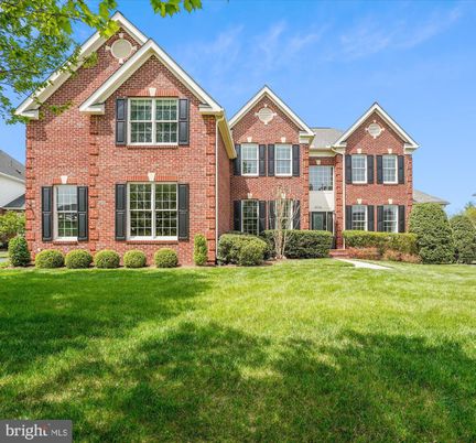 Exterior, Facade, Brick Facade, Brick Traditional