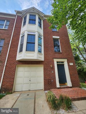 Attached, Exterior, Facade, Brick Facade, Rowhouse