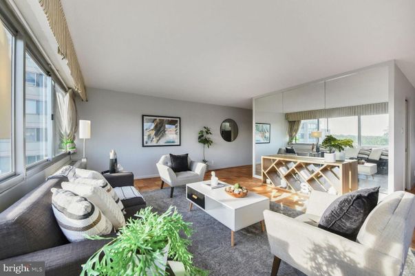 Interior, Living room, Pendant Lights, Wood Texture Flooring