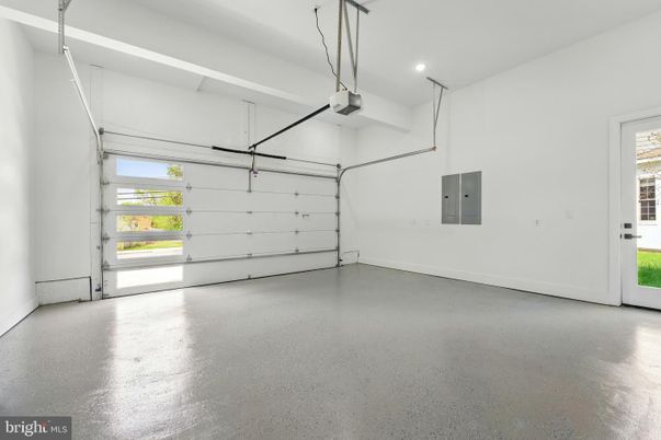 Garage, Interior, Recessed Lighting