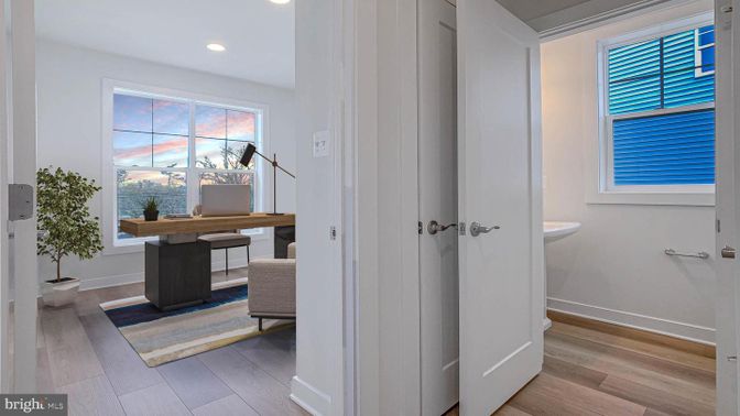 Interior, Recessed Lighting, Wood Texture Flooring