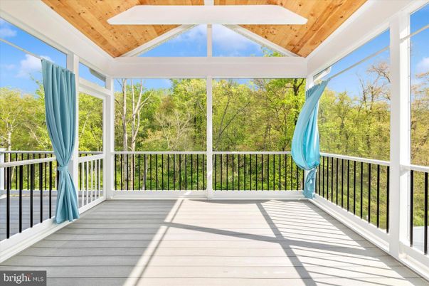 Interior, Sun Room, Wooden Ceilings, Wood Texture Flooring
