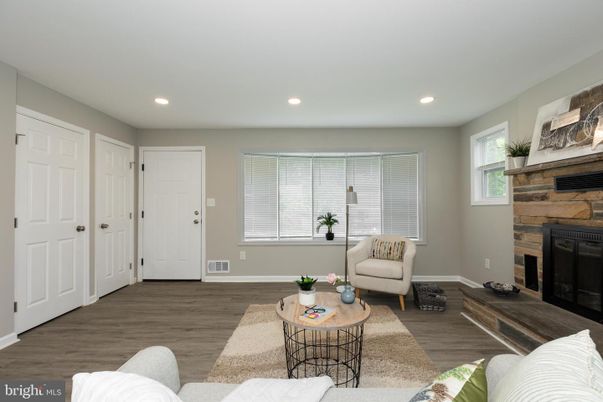 Fireplace, Interior, Living room, Recessed Lighting, Wood Texture Flooring