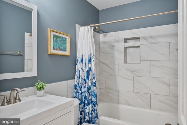 Bathroom, Interior, Marble Walls