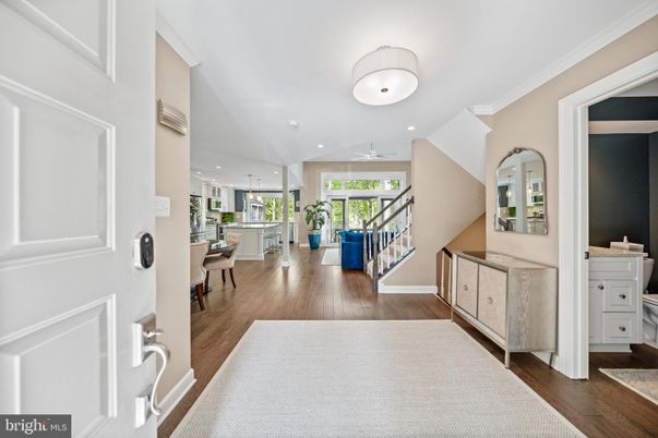 Dining room, Interior, Kitchen, Recessed Lighting, Wood Texture Flooring