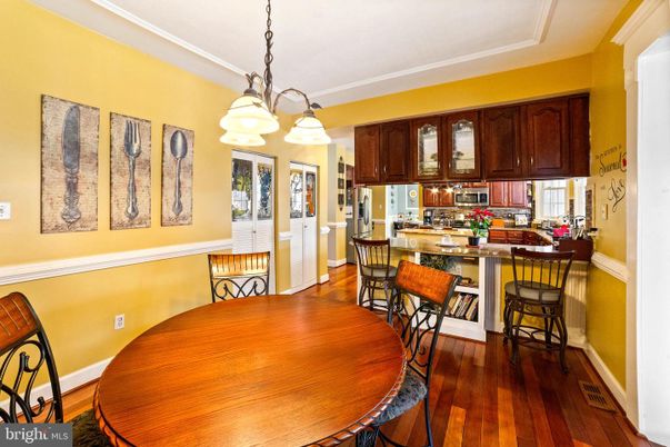 Dining room, Interior, Kitchen, Pendant Lights, Wood Texture Flooring
