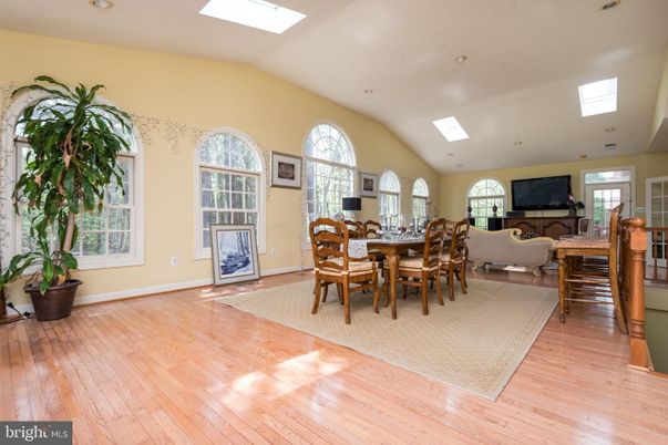 Dining room, Interior, Living room, Recessed Lighting, Wood Texture Flooring