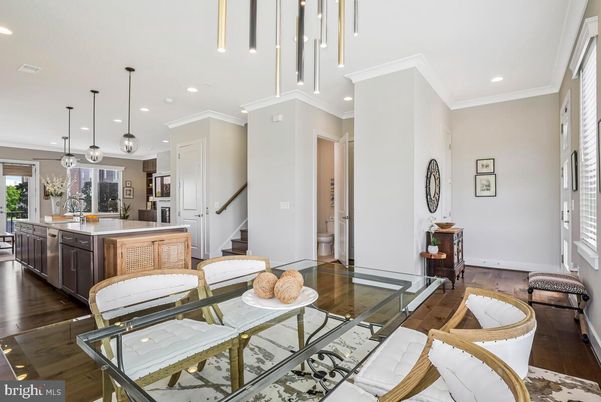 Dining room, Interior, Kitchen, Pendant Lights, Recessed Lighting, Wood Texture Flooring