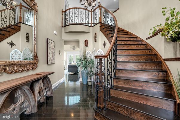 Chandelier, Interior, Recessed Lighting