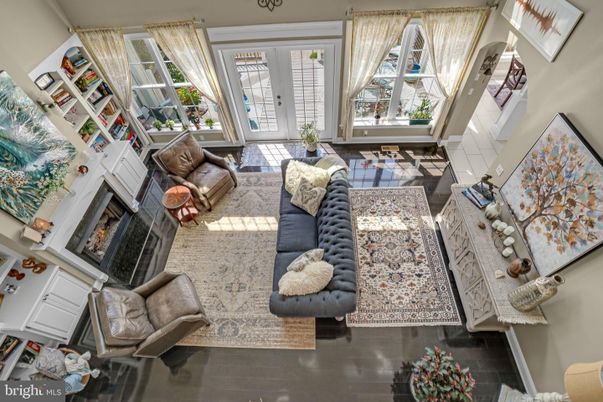 Fireplace, Interior, Living room