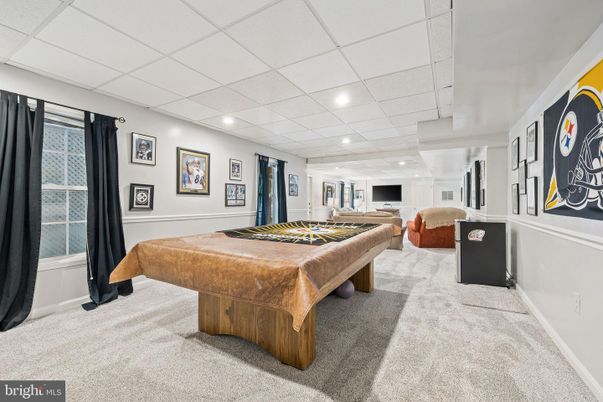 Billiard Table, Game Room, Interior, Recessed Lighting