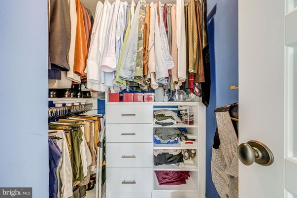 Interior, Walk-in Closets