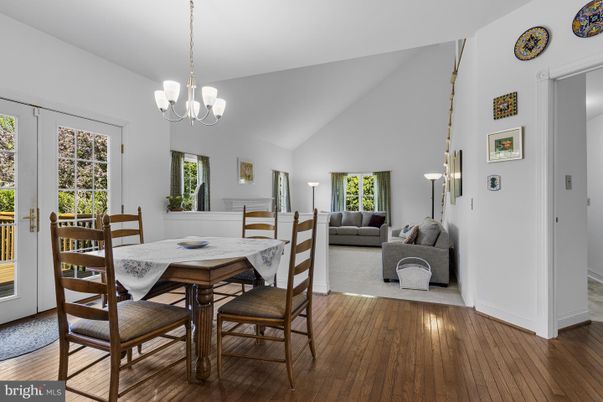 Chandelier, Dining room, Interior, Living room, Wood Texture Flooring