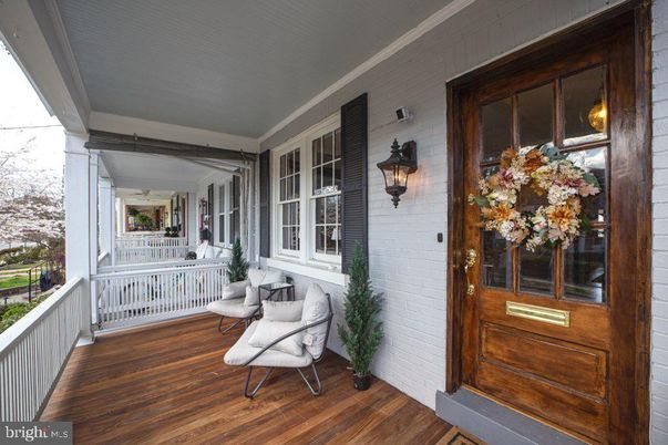 Exterior, Wood Texture Flooring