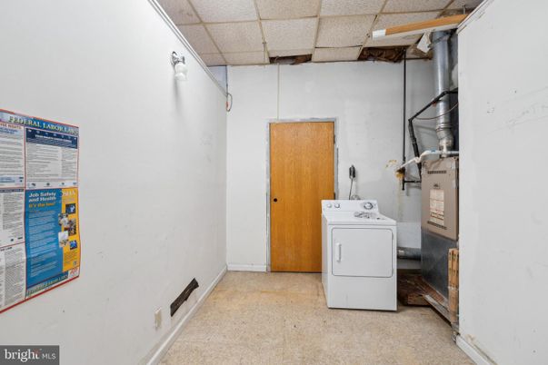 Interior, Washer