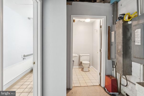 Bathroom, Interior