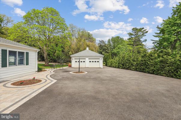 Backyard, Detached Garage, Exterior