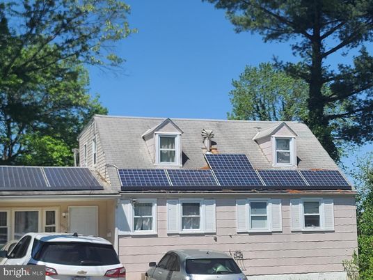 Exterior, Facade, Solar Panels, Cape Cod