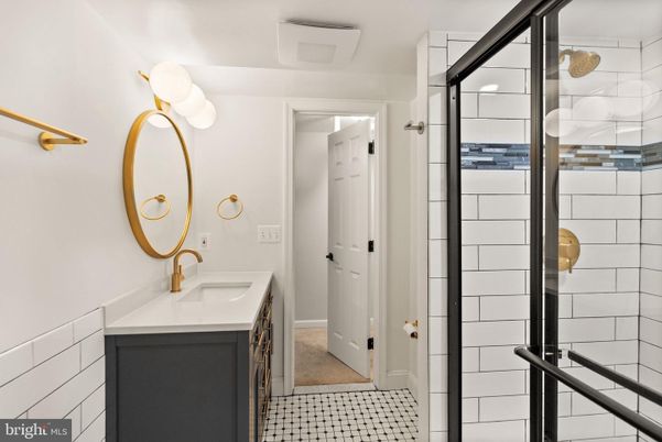 Bathroom, Glass Shower, Interior