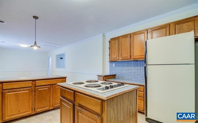 Interior, Kitchen, Pendant Lights, Tile Countertops