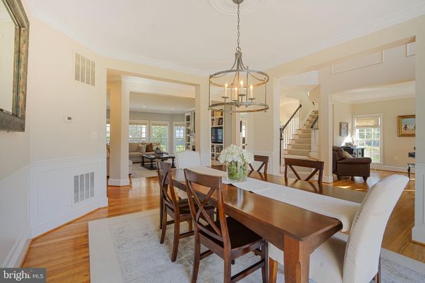 Chandelier, Dining room, Interior, Living room, Pendant Lights, Recessed Lighting, Wood Texture Flooring