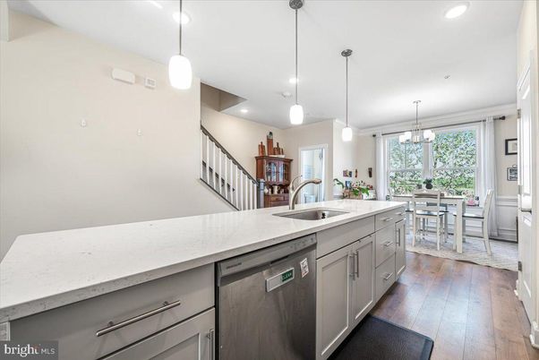 Dining room, Interior, Kitchen, Pendant Lights, Recessed Lighting, Wood Texture Flooring