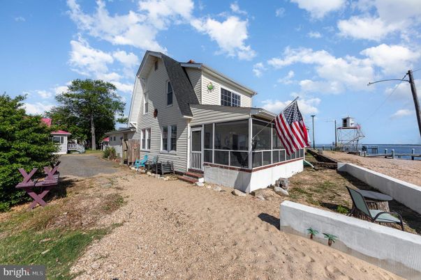 Backyard, Exterior, Water