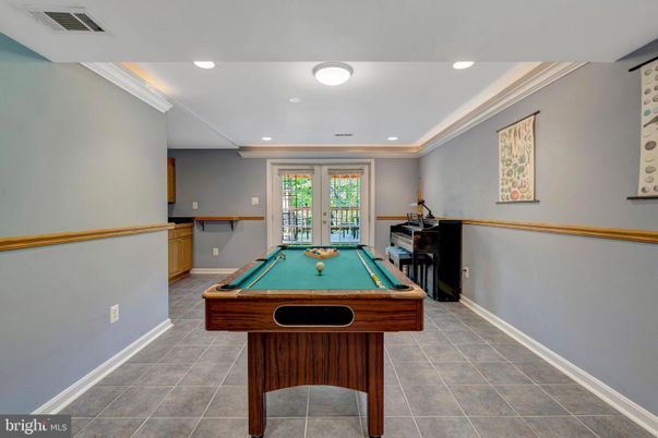 Billiard Table, Game Room, Interior, Recessed Lighting