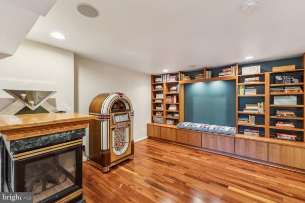 Fireplace, Interior, Recessed Lighting, Wood Texture Flooring