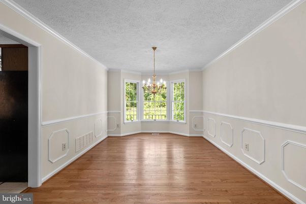 Chandelier, Empty room, Interior, Wood Texture Flooring