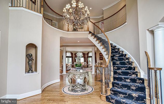 Chandelier, Interior, Recessed Lighting, Wood Texture Flooring