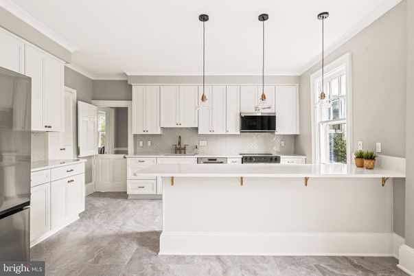 Interior, Kitchen, Pendant Lights, Stainless Steel Appliances