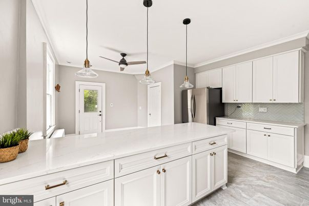 Interior, Kitchen, Pendant Lights, Wood Texture Flooring