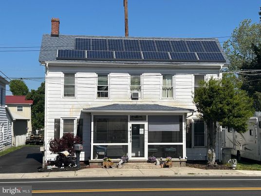 Exterior, Facade, Solar Panels, Georgian