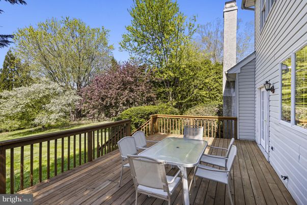 Exterior, Wood Texture Flooring
