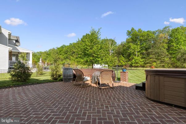 Backyard, Exterior, Hot Tub