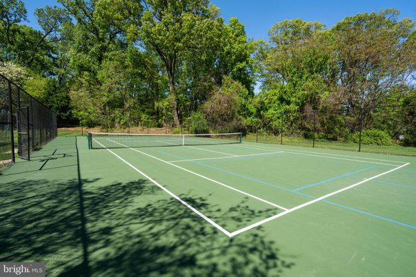 Exterior, Tennis Courts