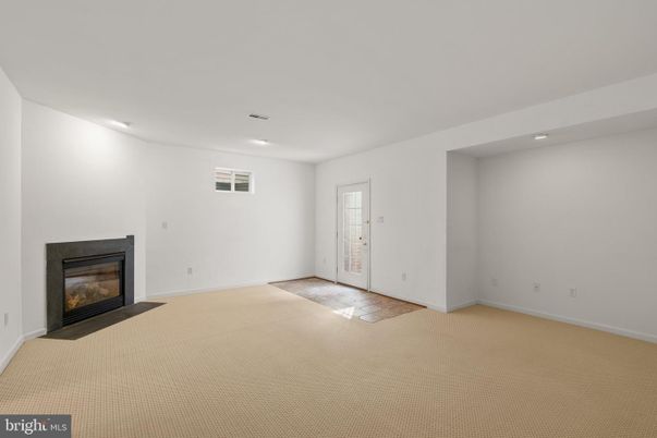 Empty room, Fireplace, Interior, Recessed Lighting