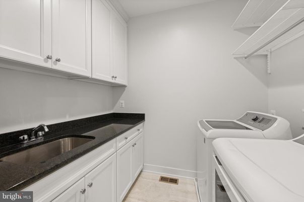Interior, Washer
