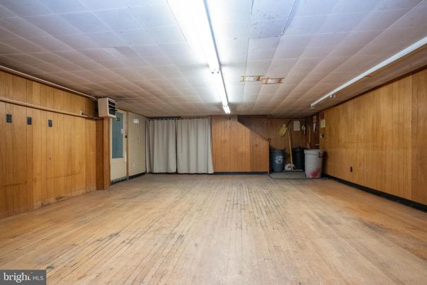 Empty room, Interior, Wood Texture Flooring, Wooden Walls