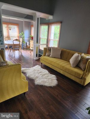 Dining room, Interior, Living room, Pendant Lights, Wood Texture Flooring