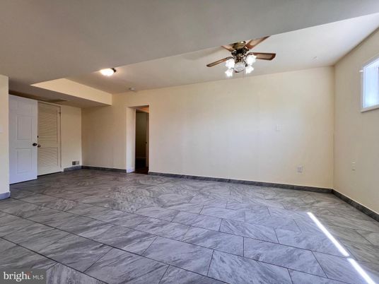Empty room, Interior, Marble