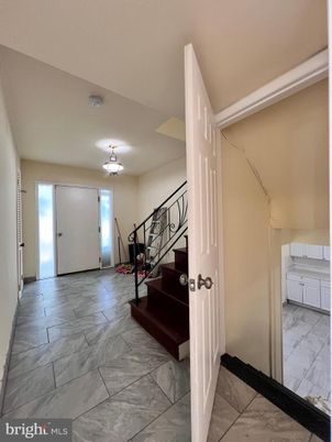 Interior, Marble