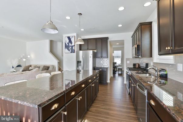 Interior, Kitchen, Living room, Pendant Lights, Recessed Lighting, Stainless Steel Appliances, Wood Texture Flooring